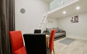 Standard Apartment By Hi5 - Csengery 3